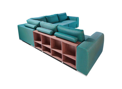 Hoekbank met plank voor de woonkamer