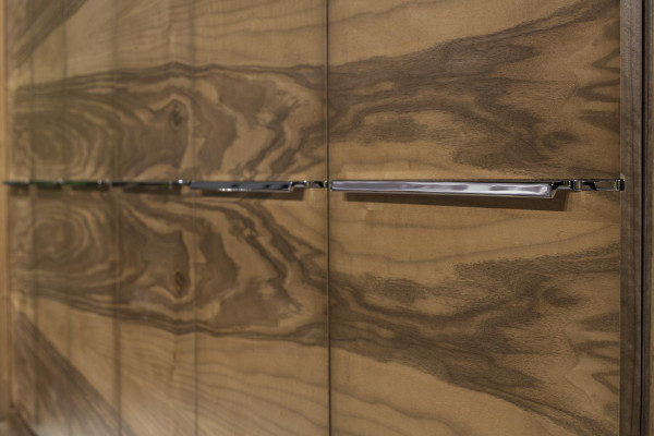 Luxe kast, 277 cm, 6 deuren en grote opbergruimte