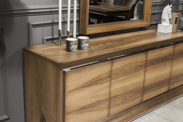 9-delig meubelset, inclusief tafel, stoelen, commode en spiegel