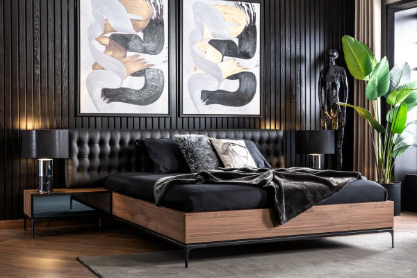 Luxe nachttafel met bruine glazen deuren