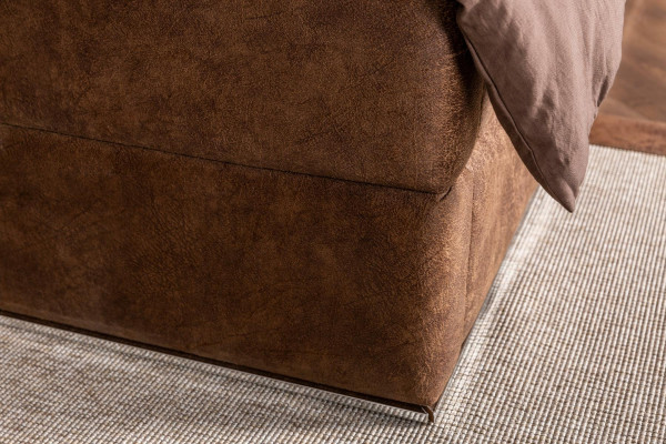 Luxe hotelmeubels met ingebouwd bed