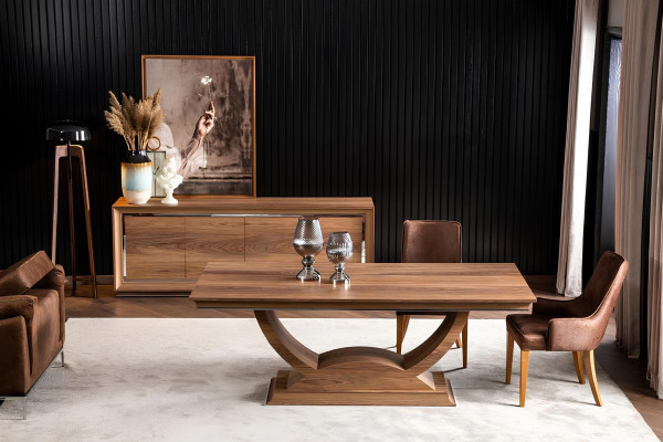 Elegante eettafel met poten