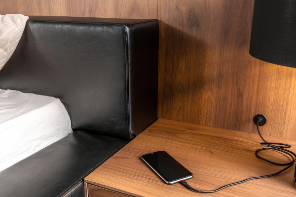 5-delig slaapkamermeubelset met bed, nachtkastjes en commode