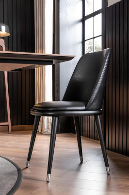 Eetkamerset met tafel en 4 stoelen
