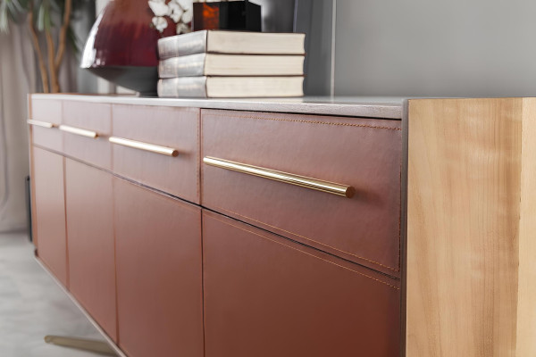 Zes delig tafel en stoelen set
