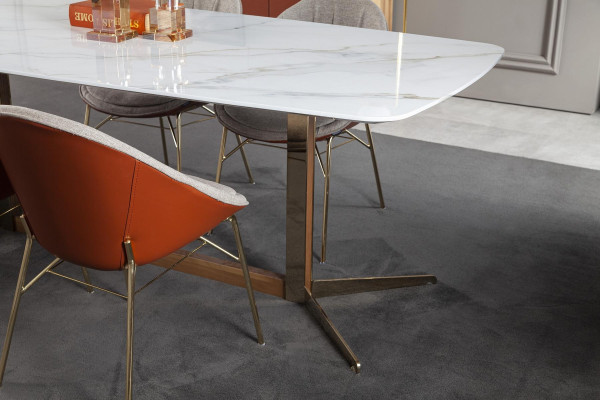 Luxe Italiaanse eettafelset met 4 stoelen