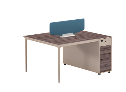 Bureau met aantrekkelijke scheidingswanden in beige en bruin, met lades en een blauwe sleutel