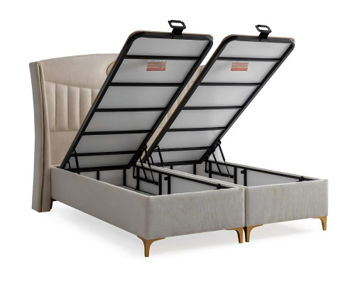 Elegante bed met kussen in lichtgrijs stof en hout