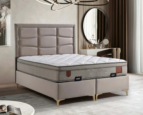 Lichtbruine bed met stoffen en houten matras