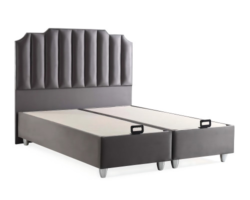 Elegante stoffen en houten bed met matras