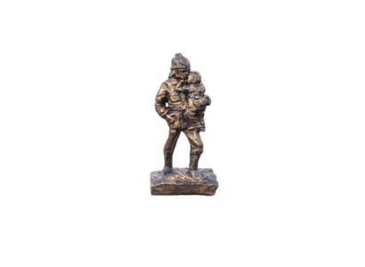 Brandweerman redt kind Held Figuur Standbeeld Sculptuur Koperen Imitatie Uiterlijk Decoratie