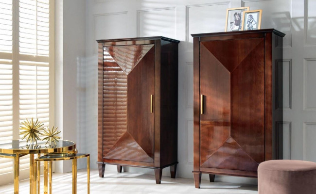 Kast Klassieke meubels Luxe kasten Hout Woonkamer Bruine hoge kast