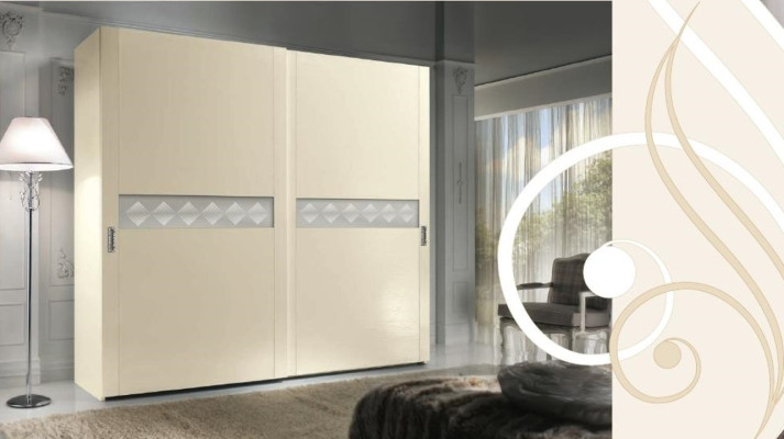 Kasten Italië kledingkast luxe kast zweefdeur ontwerp hout modern