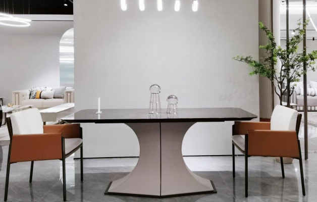 Eettafel van natuurlijk hout stijlvolle eettafel witte tafel in moderne stijl