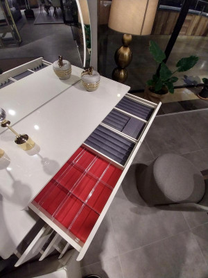 Ontwerp kaptafel met spiegel Luxe slaapkamermeubels 2-delig Nieuw