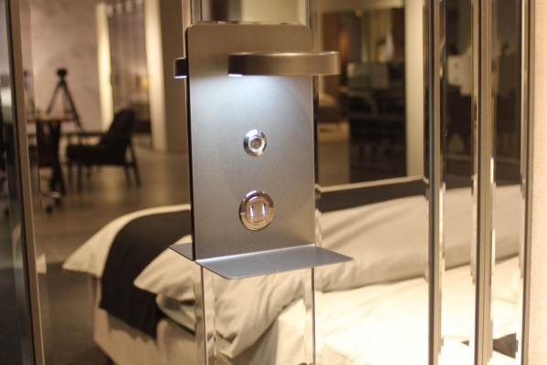 Luxe slaapkamer set, tweepersoonsbed, 2 nachtkastjes, hout, luxe set 3-delig nieuw