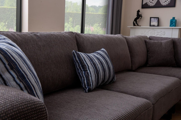 Ontwerper hoekbank L-vorm gestoffeerd stof Modern Bruin Luxe woonlandschap