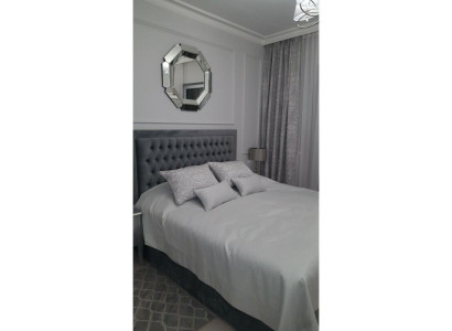 Chesterfield bed gestoffeerd tweepersoons hotel decoratie bedden slaapkamer 140x200cm