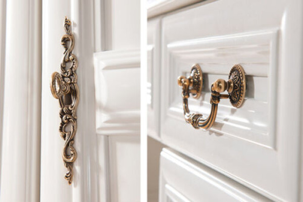 Klassieke commode ladenkast antiek stijl kast houten model