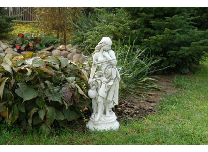 Beeld "Mevrouw Fontaine" 66cm Vijverfiguur Mensen Steengietwerk