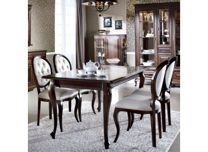 Donkerbruine houten eettafel Klassieke leren Chesterfield stoelen Designer 5-delige set