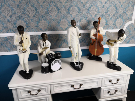 5X ONTWERPER SET BEELD SCULPTUREN BEELDEN MUSICUS XXL GROTE FIGUREN BEELD