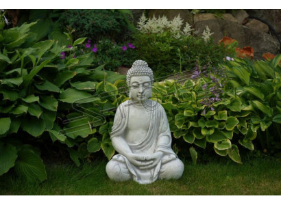 Beeld Boeddha sculptuur in steenlook. Groot beeld voor decoratieve tuin.