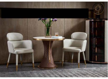Eettafelset met fauteuils en stoelen, 3-delige groep. Italiaanse stijl.