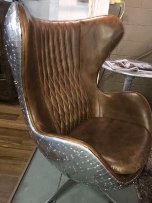 Ei stoel leder bruin metaal zilver oor fauteuil ei stoel vlieger club.