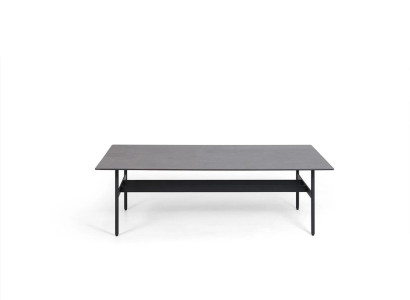 Zwarte salontafel woonkamerinrichting design koffietafel nieuw meubilair