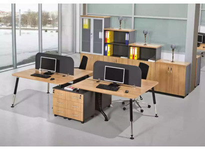 Grote luxe bureau, kantoormeubilair, directeurscomputerbureau-ontwerp.