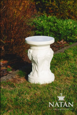 Pilaar pilaren voor figuur figuren sculptuur standbeeld terras ontwerp tuin decoratie