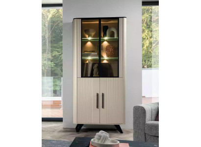 Vitrine woonkamer modern en luxueus beige glazen kast kasten schrank