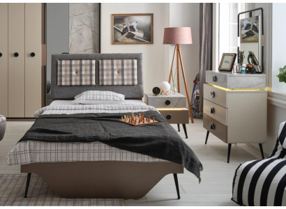 Slaapkamer veelkleurig Compleet bed Nachtkastje Ladekast Spiegel nieuw