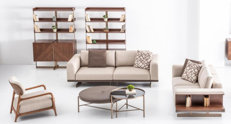 Beige moderne bankstel driezitter tweezitter set luxe stoffen meubels.