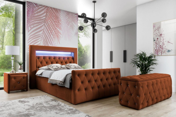 Chesterfield slaapkamerset textielbed 2 houten nachtkastjes krukje