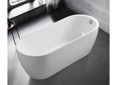 Witte acryl badkuip met vrijstaande badkuip voor moderne badkamer.