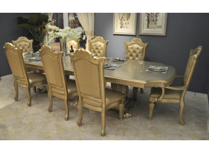 Volledige beige eetkamer omgeving, designer eettafel met stoelen