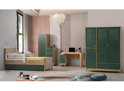 Kinderkamerset bestaat uit bed + 2x kledingkast + bureau 4-delig.