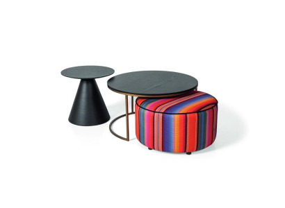 Ontwerper woonkamerset 3-dlg. Luxur 2x salontafel en voetenbank houten meubels
