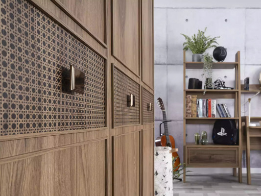 Kledingkast Kast Houten kast Slaapkamer Meubels Hout Bruin Nieuw