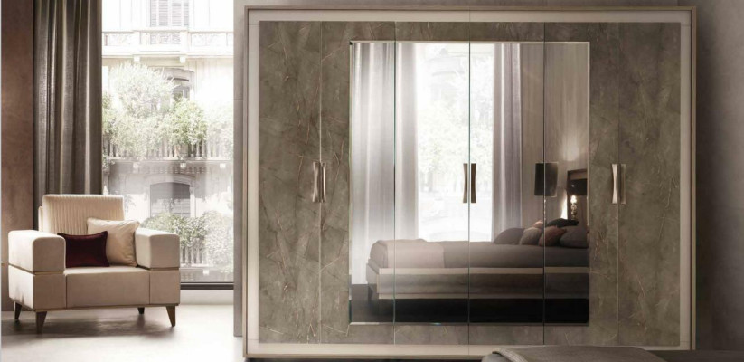 Klassieke antieke stijl kledingkast kast hout garderobe slaapkamer nieuw