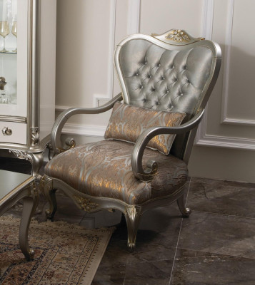 Zilveren Chesterfield fauteuil Franse stijl meubelstoel Eénzitter Hout