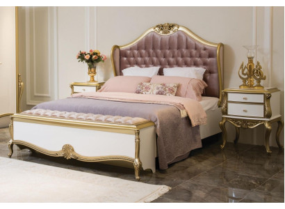 Chesterfield bedframe ontwerp gestoffeerd luxe bed slaapkamer bedden roze