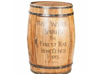 Wijnrek huisbar vintage houten bar tafel houten kasten rond nieuw