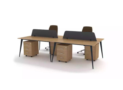 Grote bruine bureau werkplekmeubelen werkplekinrichting