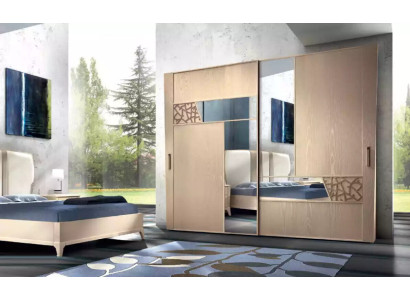 Slaapkamer kledingkast houten kast hout Italiaanse meubels kasten.