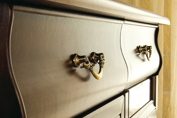 Klassieke ladekast bijzettafel koffer bock kistkast kruk