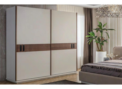 Stijlvolle witte kledingkast slaapkamerkasten luxe houten meubels.