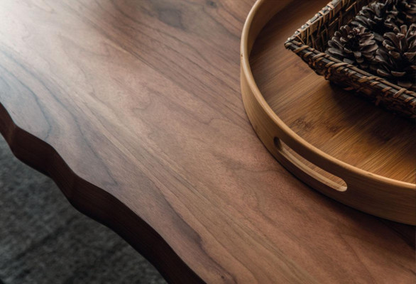 Bruine houten eettafel Robuuste eettafels Houten tafels Luxe meubels